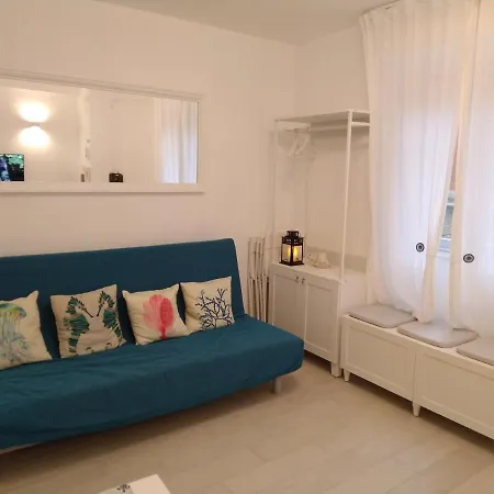 Mini Apartment